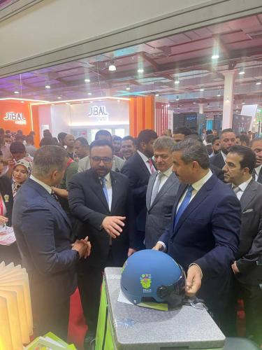 photo 5339115618965770845 y