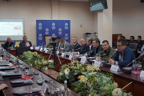 photo 5339115618965770854 y