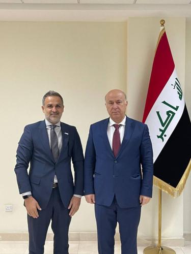 photo 5339115618965770909 y